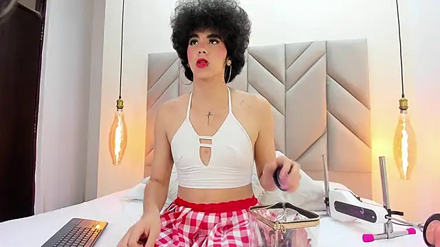 Kheyler Thompson online show from October 12, 2025, 11:55 am