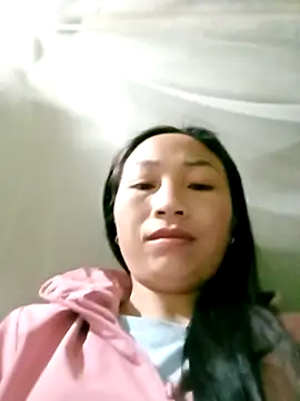 lucybaby00 online show from March 9, 2026, 10:13 pm