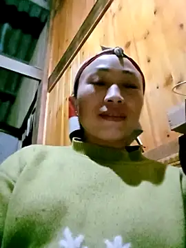 lucybaby00 online show from November 23, 2025, 10:58 am