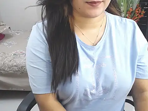 Snapshot of Ridiha_Pari chatting on March 31, 2026, 11:45 am Ridiha Pari online show from March 31, 2026, 11:45 am