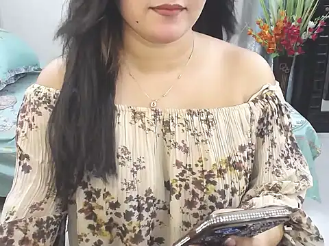 Snapshot of Ridiha_Pari chatting on April 5, 2026, 5:19 pm Ridiha Pari online show from April 5, 2026, 5:19 pm