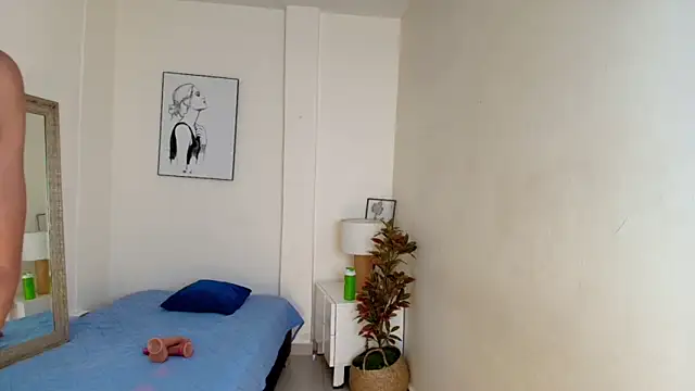 emy barnert online show from January 13, 2026, 12:42 pm