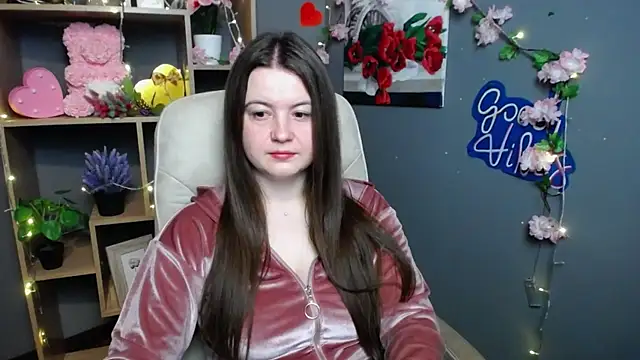 Snapshot of MavkaCute chatting on May 25, 2026, 6:17 pm MavkaCute online show from May 25, 2026, 6:17 pm