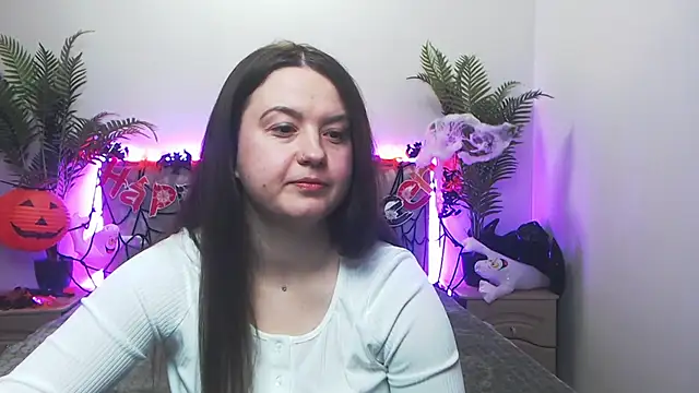 MavkaCute online show from October 28, 2025, 7:13 pm