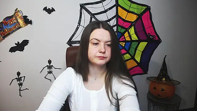 MavkaCute online show from October 18, 2025, 6:10 pm