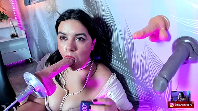 Alanna-sloppy online show from November 8, 2025, 11:52 pm