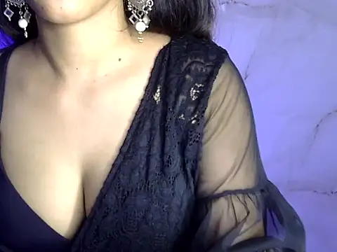 kaira sharma11 online show from September 24, 2025, 5:52 pm