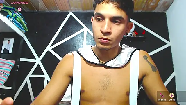Angel latinboy online show from October 8, 2025, 11:05 pm