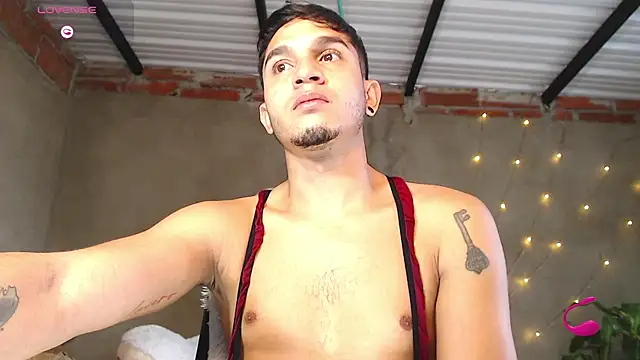 Angel latinboy online show from June 9, 2026, 2:29 pm