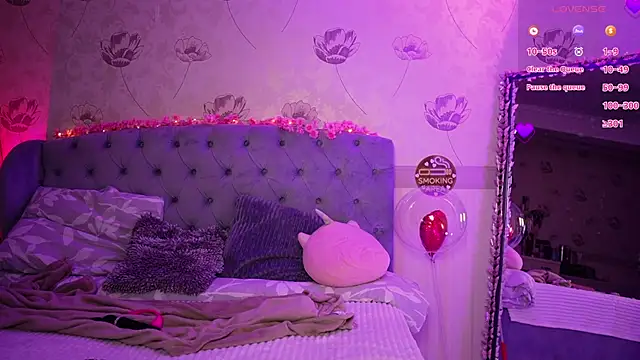 Snapshot of Anya_Sky chatting on March 6, 2026, 5:13 am Anya Sky online show from March 6, 2026, 5:13 am