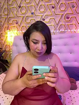 Anahibella online show from May 5, 2026, 1:36 pm