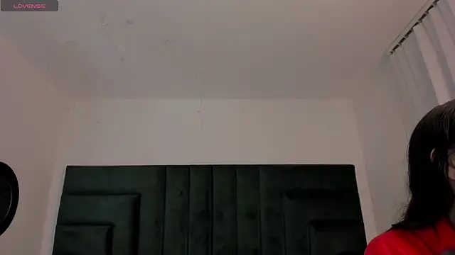 SaraWagner  online show from January 12, 2026, 1:12 am