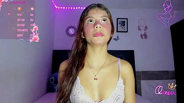 emmie bunny online show from June 14, 2026, 2:24 am