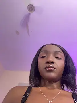 Keirahartz online show from June 20, 2026, 12:21 pm
