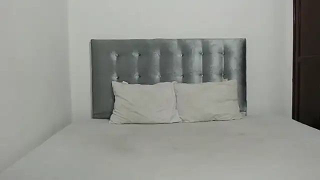 DaiishaWolf online show from October 9, 2025, 9:32 am