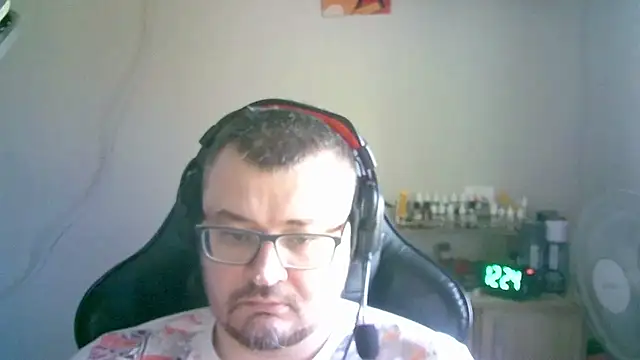 SirAbuser online show from March 6, 2026, 9:26 am