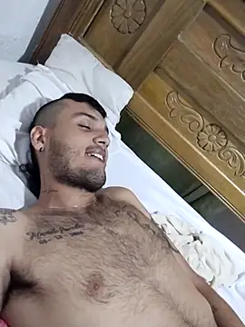 JuceAn14 online show from November 14, 2025, 4:49 am