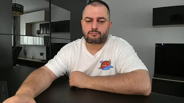 Snapshot of DravenPeak chatting on June 22, 2026, 3:42 pm DravenPeak online show from June 22, 2026, 3:42 pm