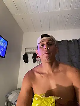 Snapshot of Jota_Alejand chatting on April 30, 2026, 5:03 am Jota Alejand online show from April 30, 2026, 5:03 am