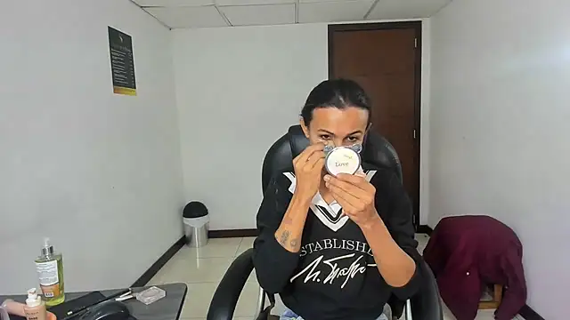 Aisha hotts777 online show from February 16, 2026, 3:27 am