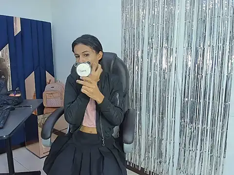 Aisha hotts777 online show from July 23, 2026, 7:21 pm