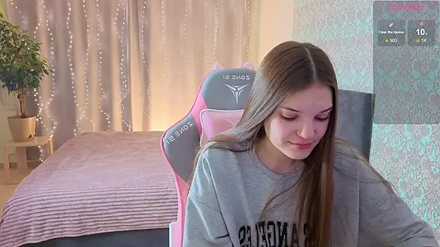 Snapshot of magic_shy_ chatting on February 14, 2026, 1:28 am magic shy online show from February 14, 2026, 1:28 am