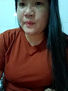  Babyrose  online show from April 27, 2026, 7:34 pm