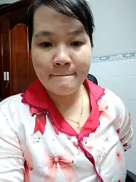  Babyrose  online show from October 26, 2025, 5:13 pm