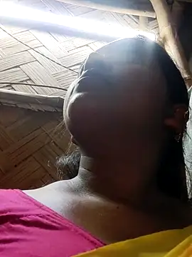 Snapshot of Hot-Show2 chatting on March 9, 2026, 2:20 pm Hot-Show2 online show from March 9, 2026, 2:20 pm