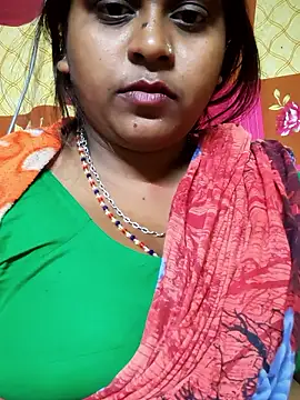 Hot-Show2 online show from January 18, 2026, 1:36 pm