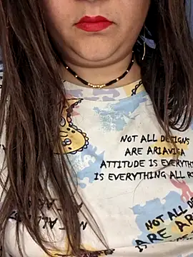 indian-hotmilfs online show from October 5, 2025, 4:42 pm