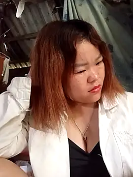 sukabae00 online show from April 30, 2026, 11:42 pm