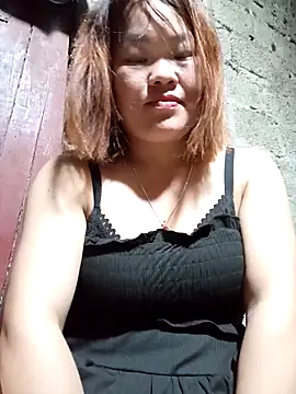 sukabae00 online show from April 25, 2026, 1:41 pm