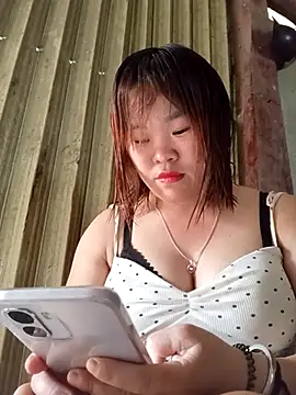 sukabae00 online show from April 21, 2026, 10:22 am
