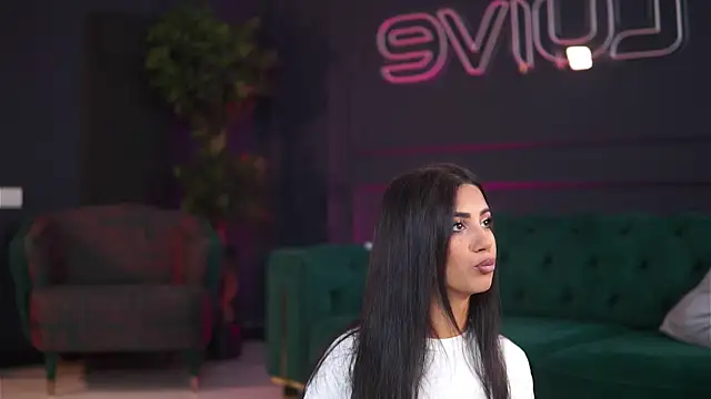 SiennaRuh online show from September 10, 2025, 6:23 am