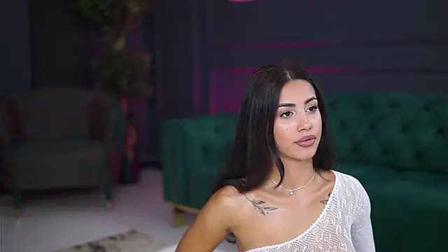 SiennaRuh online show from September 18, 2025, 11:02 am