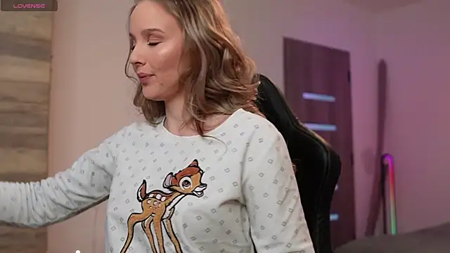 HeySiryy online show from October 3, 2025, 10:39 am