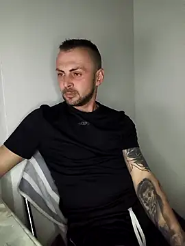 papichulo0099 online show from March 6, 2026, 7:53 pm