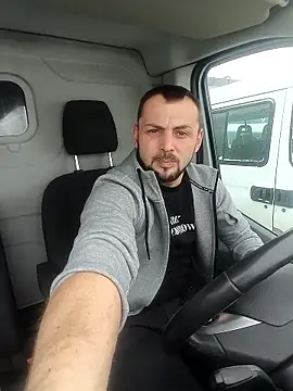 papichulo0099 online show from January 13, 2026, 8:07 am