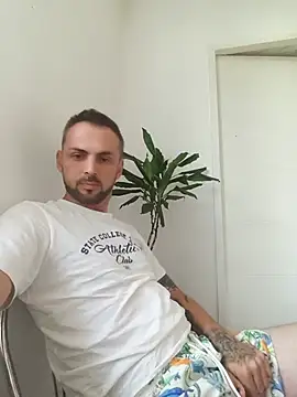 papichulo0099 online show from July 21, 2026, 3:20 am