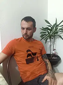 papichulo0099 online show from February 9, 2026, 1:47 am