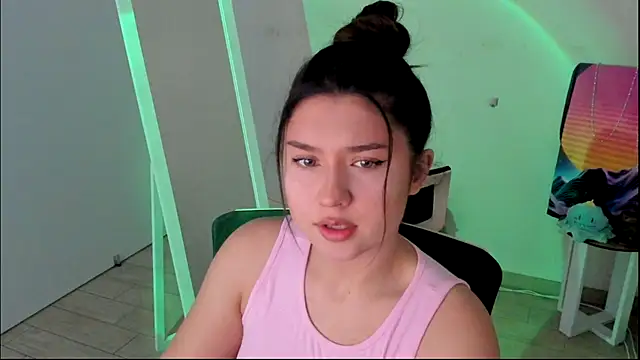 Sandra Curly online show from December 2, 2025, 8:10 pm