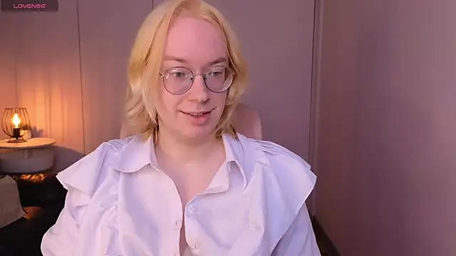 Snapshot of Amanda_Butlerr chatting on May 29, 2026, 2:12 pm Amanda Butlerr online show from May 29, 2026, 2:12 pm