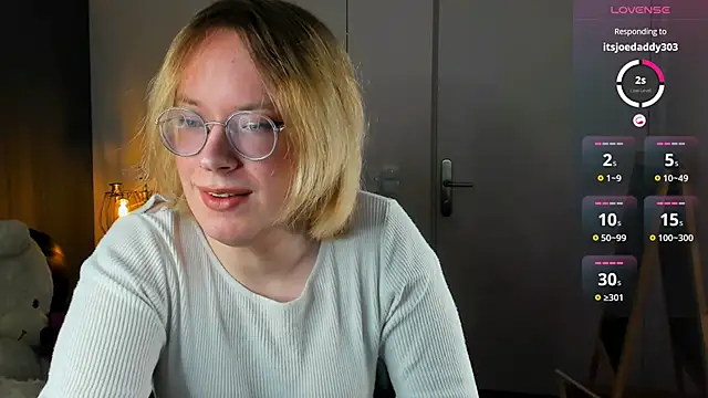 Amanda Butlerr online show from November 5, 2025, 9:45 am