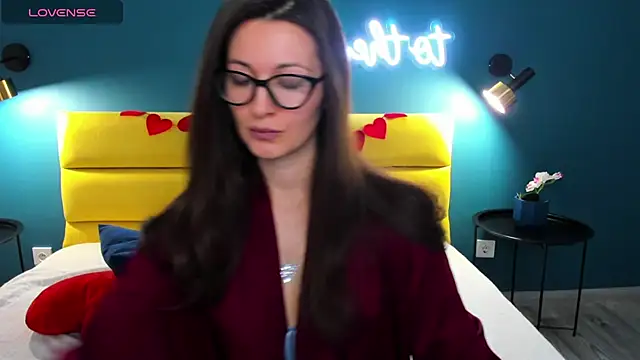 Snapshot of Joan_Nelson chatting on February 9, 2026, 1:25 am Joan Nelson online show from February 9, 2026, 1:25 am