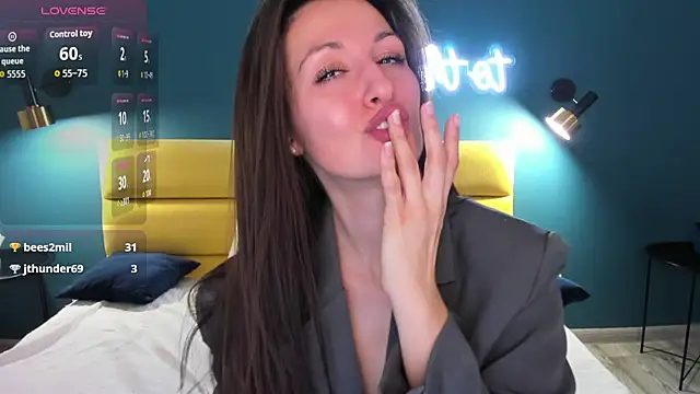 Snapshot of Joan_Nelson chatting on March 18, 2026, 1:31 am Joan Nelson online show from March 18, 2026, 1:31 am