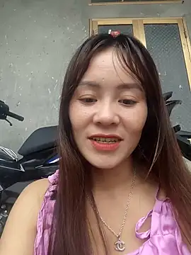 TinTim02 online show from April 30, 2026, 9:49 am
