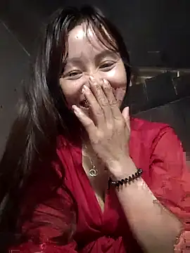 TinTim02 online show from April 23, 2026, 10:33 am