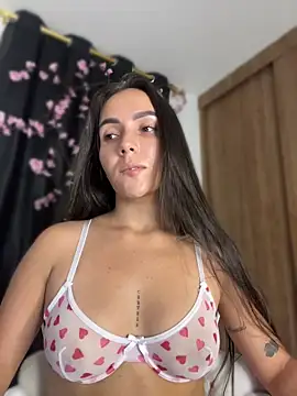 Scarlett05 online show from July 14, 2026, 1:27 am