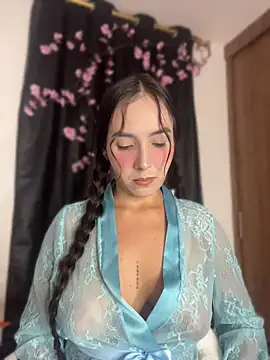 Scarlett05 online show from June 19, 2026, 2:17 am